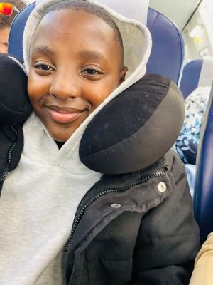 KingThaira's profile picture. 