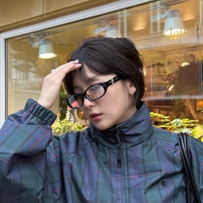 howdareubc's profile picture. 안티 카페인 프리