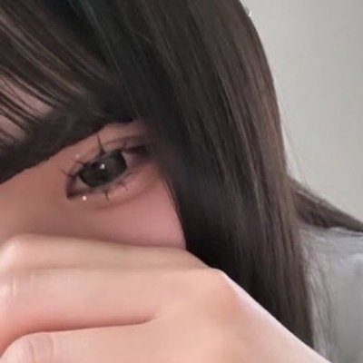 uxllx_04's profile picture. 