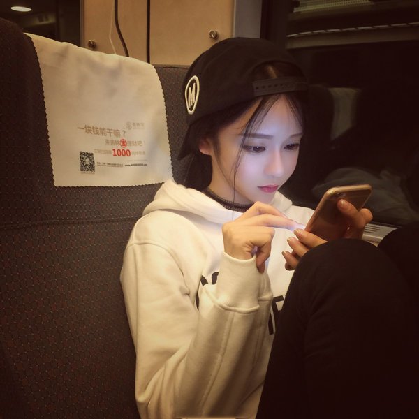 mokkinmochi's profile picture. 