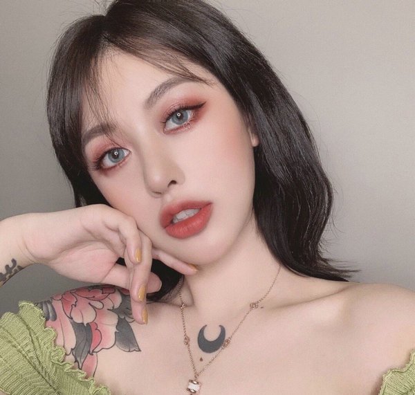 DarlaSu26382644's profile picture. I like to garden, cook, sew, sing and teach.