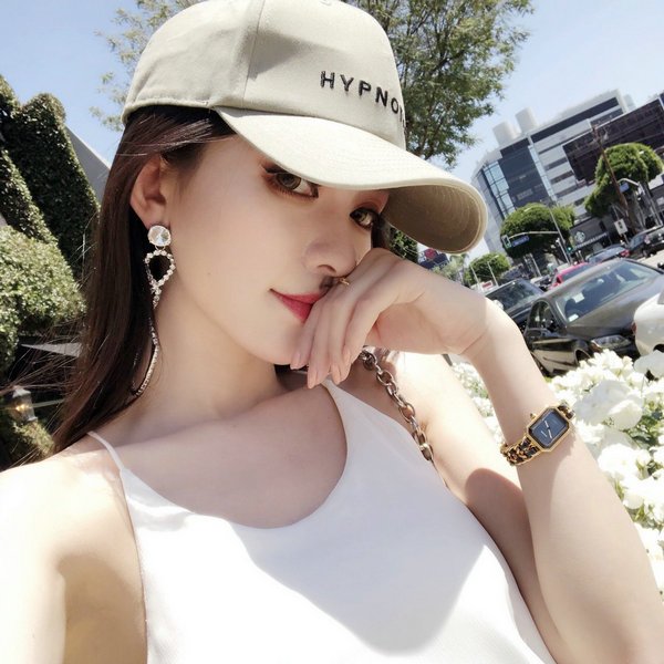 dO84TJeGiodyRxA's profile picture. 