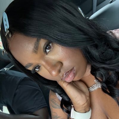 itsiyanna's profile picture. 23✨ RAREST🖤 IG: @iyannasharise