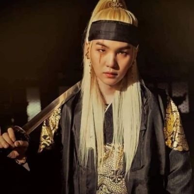 aaabbb1372574's profile picture. 