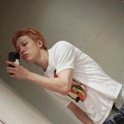 soljvnghwan's profile picture. † 𝑺𝒐𝒍𝒆𝒍𝒚 𝒕𝒐 𝑹𝒐𝒍𝒆𝒑𝒍𝒂𝒚 : : 2005’s pride who has sexy aura and the man that can hypnotize everyone, So Junghwan from Treasure