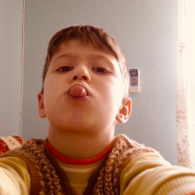 cagataybingol's profile picture. bookworm, gamer, obsessed, movie buff