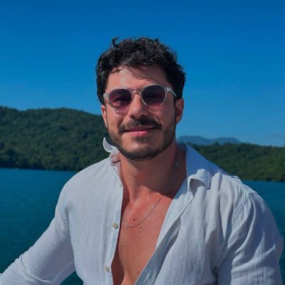 ahxu3222's profile picture. From Berlin, currently living in USA, Los Angeles, California, Occupation Financial Analyst, worked TCW Group, Pacific Investment Management Company (PIMCO)