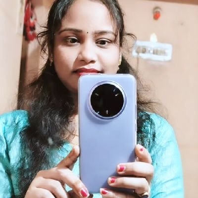 GlowRoji73957's profile picture. ✨ “Glow with Roji 🌸 Sharing positivity, self-love & little daily sparkle 💖 #GlowWithRoji”