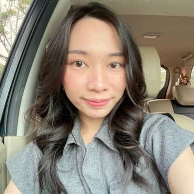 itsmeiiday's profile picture. 23 • love to talk about beauty thingy and related 🌸 • sensitive oily acne-prone skin • DM for any inquiries 💌
