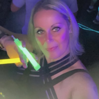 htidhels's profile picture. without music, life would be a mistake ✨💫💃✨💫💃 positive vibes🫶💕🫶💕