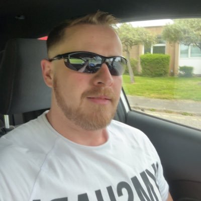 BJAT93's profile picture. 🏴󠁧󠁢󠁷󠁬󠁳󠁿 31