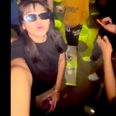 rebvain's profile picture. More of you, less of me.