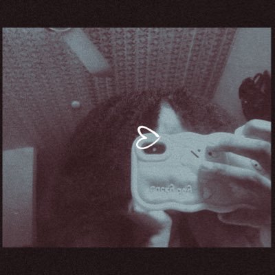 dicta_andy's profile picture. Analyst|Editor|Researcher|Art Enthusiast|Aspiring Digital Artist |Pâtissière|Dog Mom🐾|Duo’s Favorite Student|Mental Health Advocate|🧷;