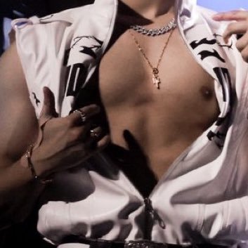 pookiechangbin's profile picture. just a gal who loves minbin