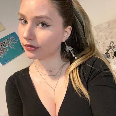 AliciaBrichant's profile picture. 