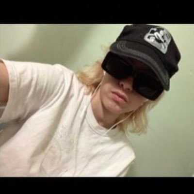 darlingsodapop's profile picture. PaolaDalmaXianSlova webdevp at COMPS & BLUE CUPID INCORPORATED -SLOVA💕🏹💕 singer at the strawberries the pink tye and the smoothies a the strawberries gonebad