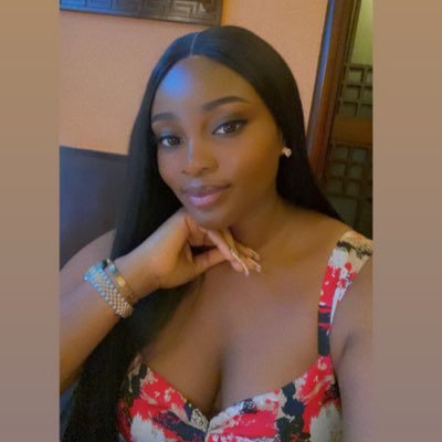 ___andrella__'s profile picture.