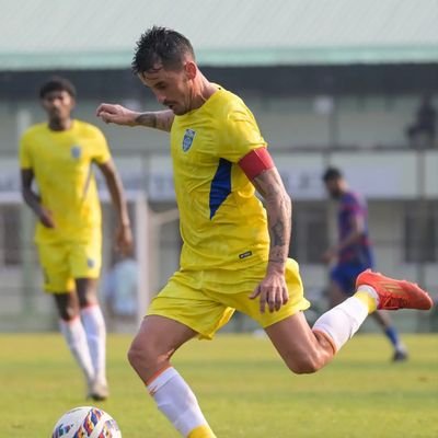 ee_njan_thanne's profile picture. Sports ❤ KBFC💛
Cinema 📽️