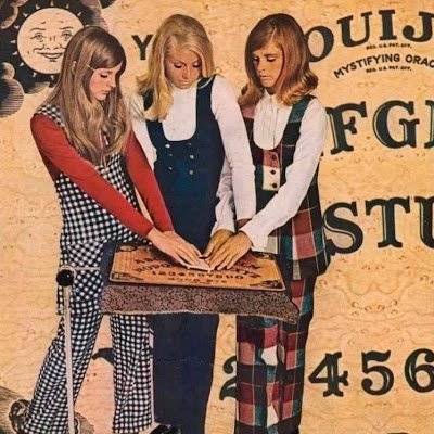 SarahnormalShow's profile picture. 