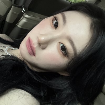 smokinginboston's profile picture. “you’re a beautiful flower and I love to watch you grow..” 🧚🏻‍♀️| wise ⭕️