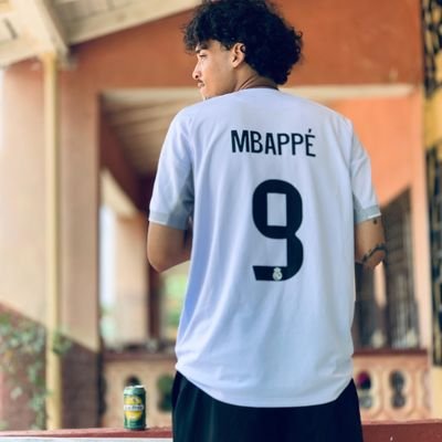 alejandrom17772's profile picture. 