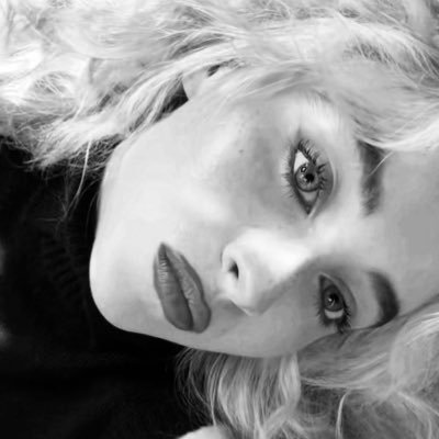 shortnsweetroan's profile picture. ‧₊ ᵎᵎ 🐾 ⋅ ˚✮ i love pop girls and drag queens ‧₊ ᵎᵎ 🐾 ⋅ ˚✮