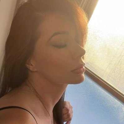 Sarah41Usa's profile picture. MAGA… not separated, not divorced but Single / love farming but never had one/ chocolate queen / hate carrots 🥕/ hoping for a right partner / DMs On