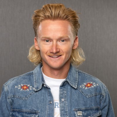 ThePapaLinks's profile picture. Husband, Father, Believer, and Marathoner for Puma 🐾🇨🇦