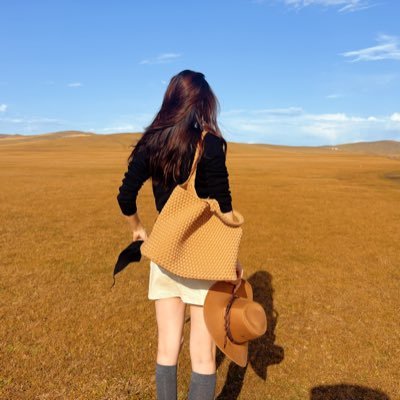 zy127427's profile picture. 023夫妻 我们30/183 /130 29/168/105 夫妻可交流 对于单我们有门槛，口嗨勿扰，喜欢旅游 门槛288➕v 不接推广，也没其他号