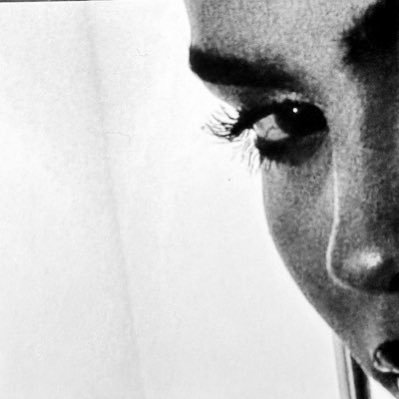 lc_jqt's profile picture. students at @UOfjeddah 🥼