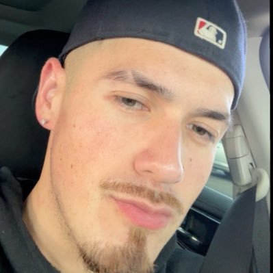 3lguerito's profile picture. I’m just here to rt shit🤷🏻‍♂️