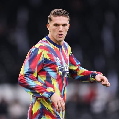 TallaNdiay85713's profile picture. 🚀 Engineer in Progress ⚙️ Electromechanics | #Ept 🕋 Mourid | 🇸🇳 Proud Patriot ⚽ Athlete | Arsenal 🤍❤️|Messi the🐐