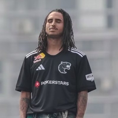 skyzimx's profile picture. Designer @FURIA 🇧🇷