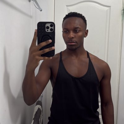 rakzwrld's profile picture. 🇹🇿