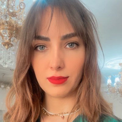 Samantha_Moayed's profile picture. calligraphist, visual artist,painter, dreamer 🪽When you have colors,You don't need any language to communicate🎨