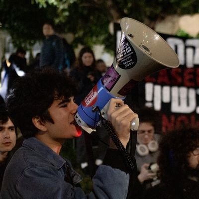 iddoelam's profile picture. ืกืจืื, ื'ืืืืกื, ืื ืืืคืืฉืืกื 
                                                                                  
Conscientious refusnik, musician, Antifascist