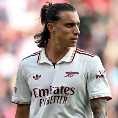 xJxco_23's profile picture. CB x @DevilsXI_ | 23 | @officialasroma