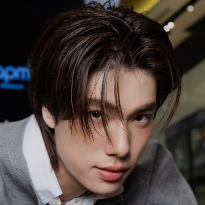 phuwintahg's profile picture. I vanish and the character survives. (2003)
