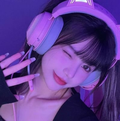 kooe_es0q's profile picture. my prev acc @gozdacn_zgs got 🍣