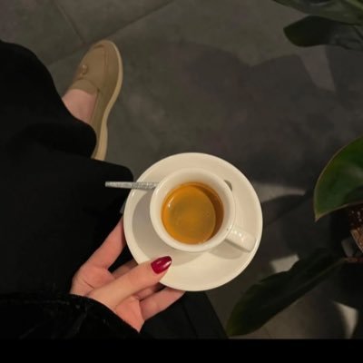 Rufaida1633's profile picture. “Lat the dream guide the dreamers as the revelation does “🤍