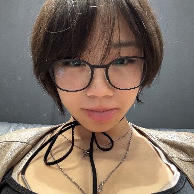 nomibutsock's profile picture. 🇲🇾 / 19 / talk abt hobbies, venting, wtv