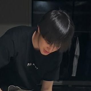 lirnjack's profile picture. 놀란 거야 혹시이이이이이이이이이