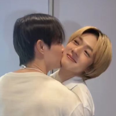 praewa_kkk's profile picture. Ź⋆⋆𝓝ꮺଘ⋆ꉂ ปะป๊าซี หม่ามี๊น้องนุนิว  อุนยายน้องซน🫶🏻💖 #ZeePruk #NuNew #DMD #ZeeNuNew #ซนซน #Nananu #Zunshine #เชื่อใจป๊าก