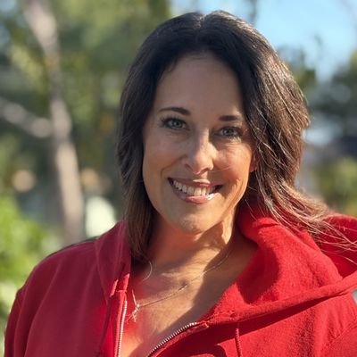 AverageGalUGC's profile picture. Gen X UGC Creator 🤳
collabs@oneaveragegal.com