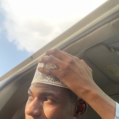 Thiskhalidyusuf's profile picture. creative des.gner