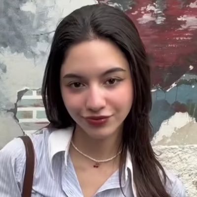 poetfolks's profile picture. 