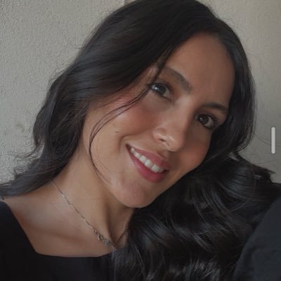 evelyngz96's profile picture. •Arquitecta •Romanos 11:36✨•Queens League