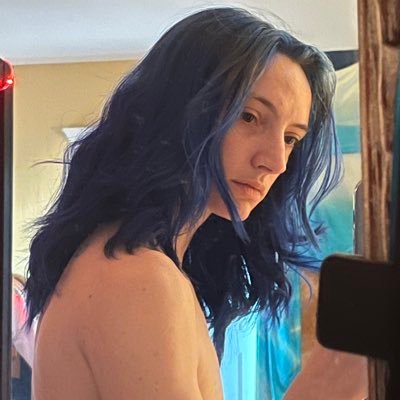 evilbiter's profile picture. 