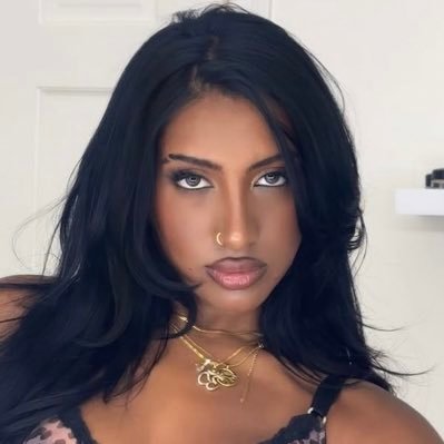 motivemanon's profile picture. emocionalmente dependente de ariana, dua, camila e katseye