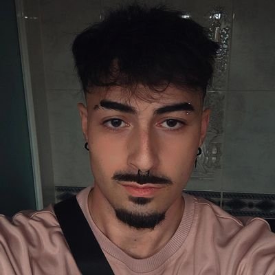 Finjakew's profile picture. afiliado en twitch
Jardinero de minecraft 🌿
@Fincandadoo
todo lo q digo es meme
01001011 01011001 01010011
Discord:Fin#2771